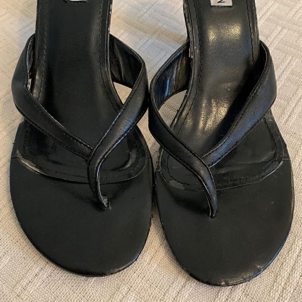 Steve Madden Black Leather Heels - Picture 4 of 9
